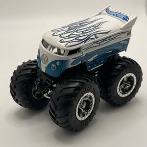 Stylized “VW” Bus: 4” Die Cast